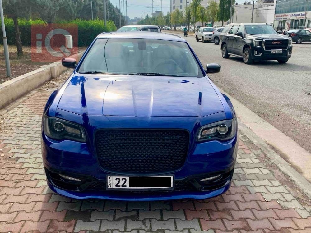 كرايسلر 300
